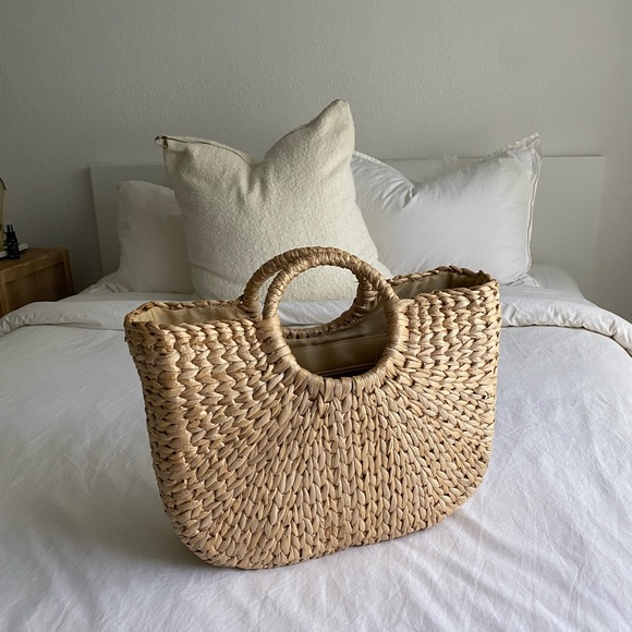 Handbags - BEACH bag w/ zipper